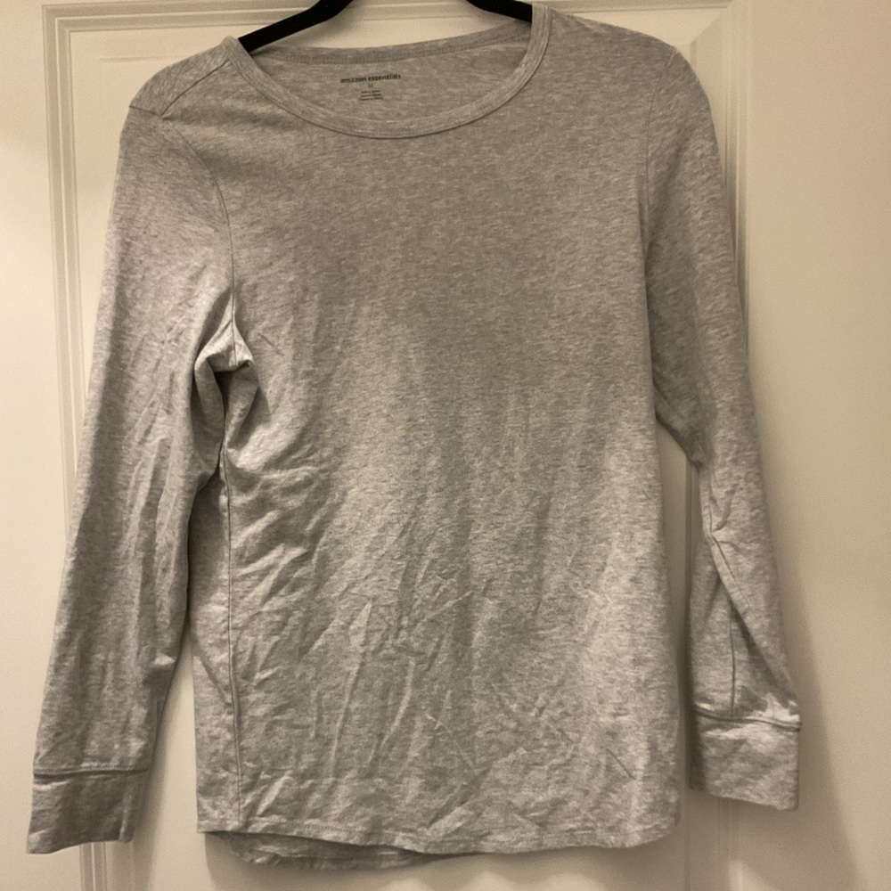 NWOT Amazon essentials long sleeve gray tshirt size M